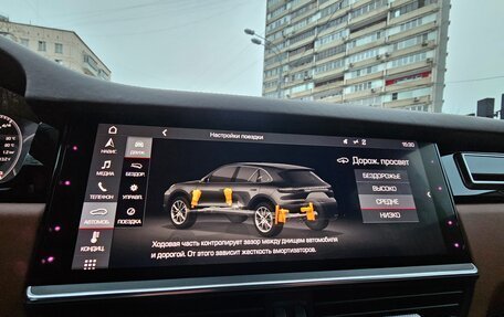 Porsche Cayenne III, 2018 год, 5 990 000 рублей, 12 фотография