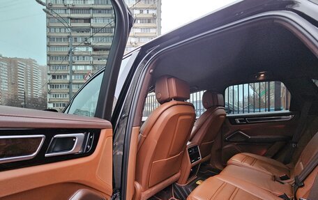 Porsche Cayenne III, 2018 год, 5 990 000 рублей, 22 фотография