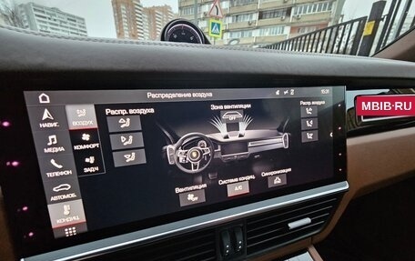 Porsche Cayenne III, 2018 год, 5 990 000 рублей, 10 фотография