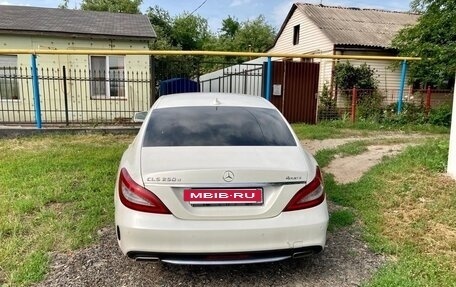 Mercedes-Benz CLS, 2015 год, 2 100 000 рублей, 5 фотография