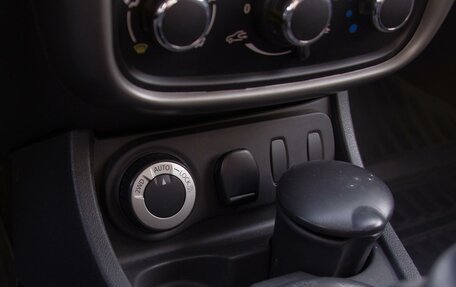 Renault Duster I рестайлинг, 2014 год, 890 000 рублей, 17 фотография