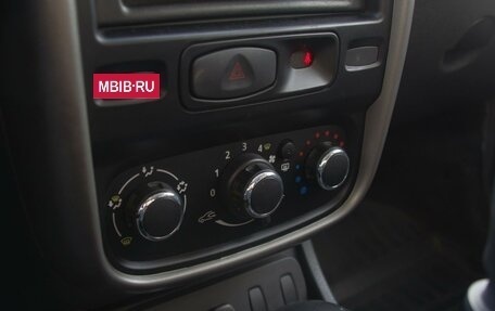 Renault Duster I рестайлинг, 2014 год, 890 000 рублей, 16 фотография