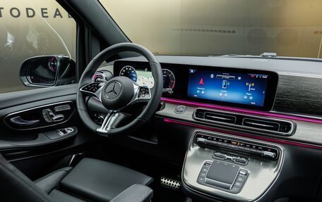 Mercedes-Benz V-Класс, 2025 год, 14 870 000 рублей, 25 фотография