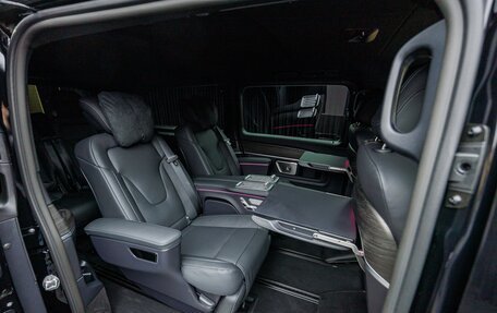 Mercedes-Benz V-Класс, 2025 год, 14 870 000 рублей, 32 фотография