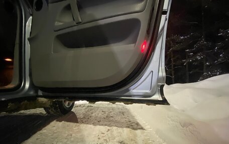 Volkswagen Touareg III, 2004 год, 1 100 000 рублей, 10 фотография