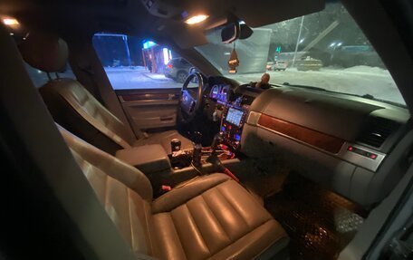 Volkswagen Touareg III, 2004 год, 1 100 000 рублей, 11 фотография