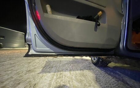 Volkswagen Touareg III, 2004 год, 1 100 000 рублей, 16 фотография