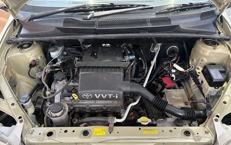 Toyota Platz, 2002 год, 250 000 рублей, 2 фотография