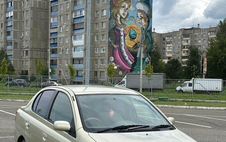Toyota Platz, 2002 год, 250 000 рублей, 5 фотография