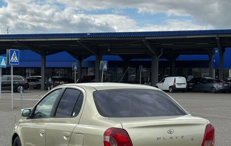 Toyota Platz, 2002 год, 250 000 рублей, 7 фотография