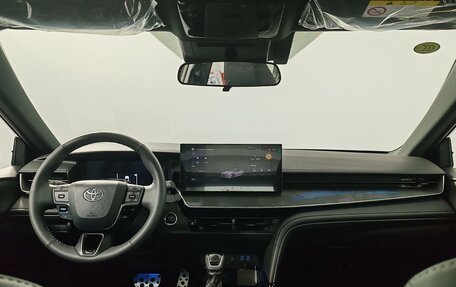 Toyota Camry, 2025 год, 5 400 000 рублей, 14 фотография