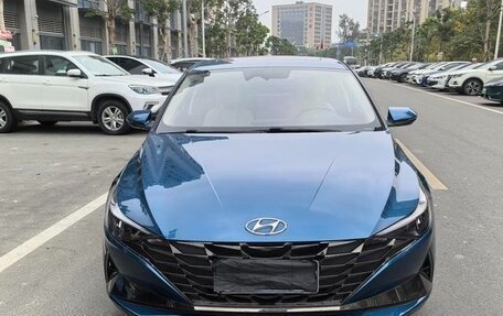 Hyundai Elantra, 2022 год, 1 290 000 рублей, 2 фотография