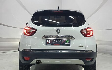 Renault Kaptur I рестайлинг, 2021 год, 1 699 000 рублей, 4 фотография
