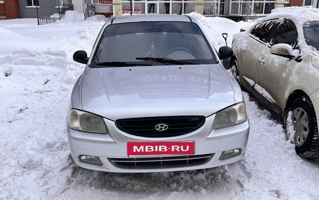 Hyundai Accent II, 2004 год, 280 000 рублей, 1 фотография
