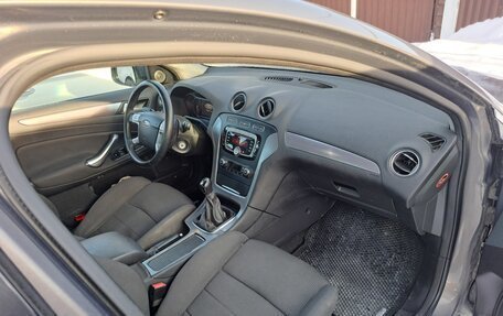 Ford Mondeo IV, 2011 год, 910 000 рублей, 3 фотография