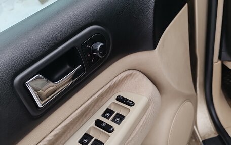 Volkswagen Golf IV, 2001 год, 425 000 рублей, 30 фотография