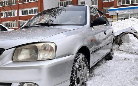 Hyundai Accent II, 2004 год, 280 000 рублей, 2 фотография