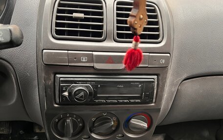 Hyundai Accent II, 2004 год, 280 000 рублей, 8 фотография