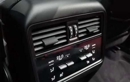 Porsche Cayenne III, 2024 год, 15 490 000 рублей, 12 фотография