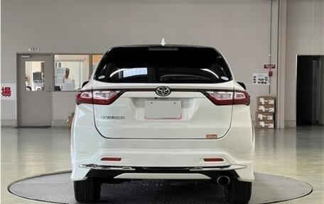 Toyota Harrier, 2019 год, 2 270 000 рублей, 5 фотография