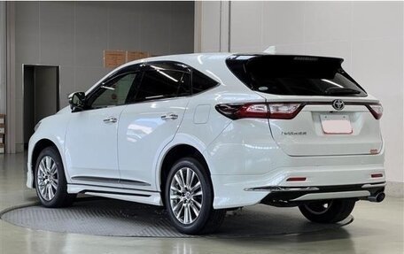 Toyota Harrier, 2019 год, 2 270 000 рублей, 3 фотография