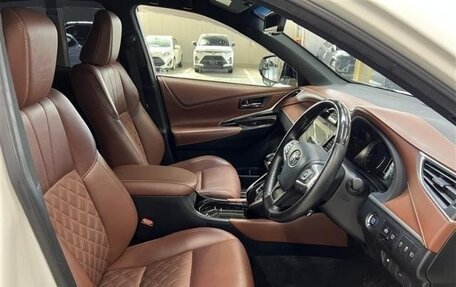 Toyota Harrier, 2019 год, 2 270 000 рублей, 6 фотография