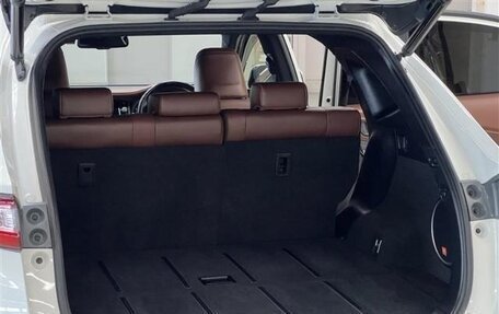 Toyota Harrier, 2019 год, 2 270 000 рублей, 12 фотография