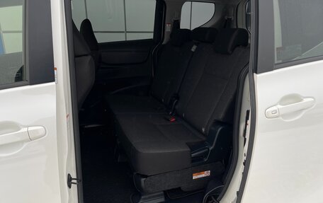 Toyota Sienta II, 2020 год, 1 435 000 рублей, 13 фотография