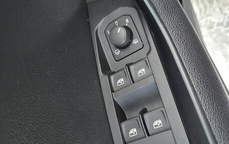 Skoda Karoq I, 2021 год, 2 599 000 рублей, 27 фотография