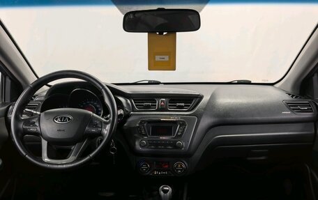 KIA Rio III рестайлинг, 2011 год, 550 000 рублей, 11 фотография