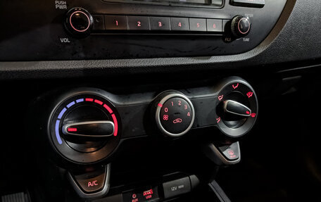 KIA Rio IV, 2019 год, 825 000 рублей, 21 фотография