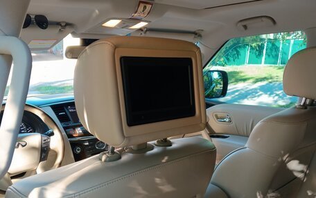 Infiniti QX56, 2011 год, 2 050 000 рублей, 4 фотография