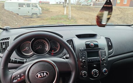 KIA Cerato III, 2010 год, 850 000 рублей, 5 фотография