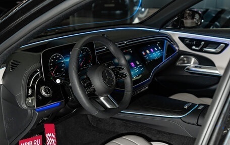 Mercedes-Benz E-Класс, 2025 год, 9 990 000 рублей, 12 фотография