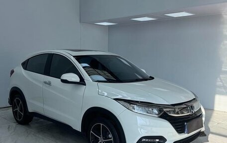 Honda Vezel, 2021 год, 1 560 000 рублей, 1 фотография