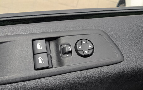 Peugeot Traveller I, 2018 год, 3 390 000 рублей, 28 фотография