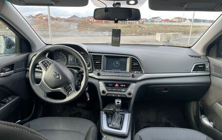 Hyundai Elantra VI рестайлинг, 2017 год, 1 120 000 рублей, 5 фотография