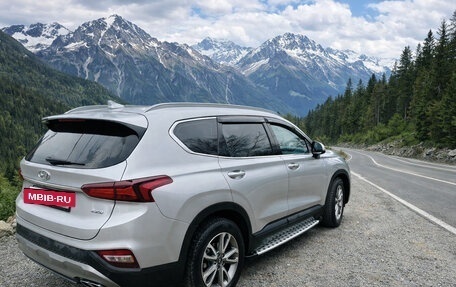 Hyundai Santa Fe IV, 2018 год, 3 300 000 рублей, 3 фотография