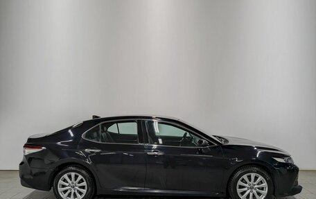 Toyota Camry, 2019 год, 2 590 000 рублей, 4 фотография