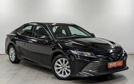 Toyota Camry, 2019 год, 2 590 000 рублей, 3 фотография