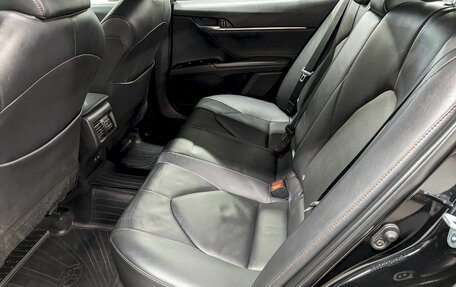 Toyota Camry, 2019 год, 2 590 000 рублей, 16 фотография