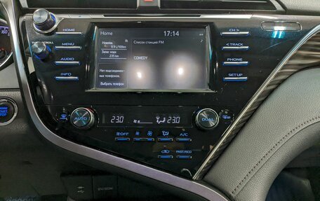 Toyota Camry, 2019 год, 2 590 000 рублей, 24 фотография