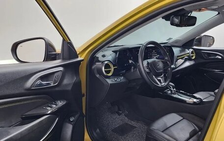 Chevrolet Trax, 2023 год, 1 780 000 рублей, 3 фотография