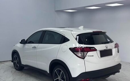 Honda Vezel, 2021 год, 1 560 000 рублей, 4 фотография