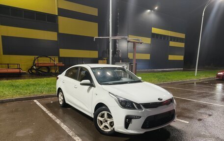 KIA Rio IV, 2017 год, 1 250 000 рублей, 2 фотография
