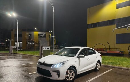 KIA Rio IV, 2017 год, 1 250 000 рублей, 10 фотография