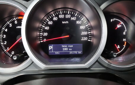 Suzuki Grand Vitara, 2010 год, 899 000 рублей, 16 фотография