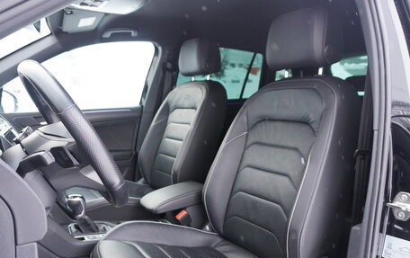 Volkswagen Tiguan II, 2020 год, 4 380 000 рублей, 6 фотография