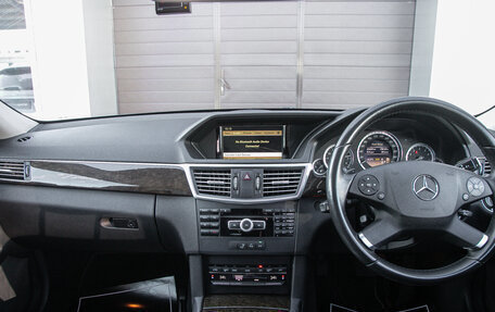 Mercedes-Benz E-Класс, 2011 год, 1 498 000 рублей, 21 фотография