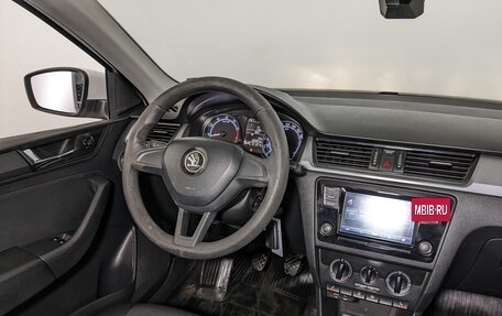 Skoda Rapid I, 2017 год, 750 000 рублей, 25 фотография